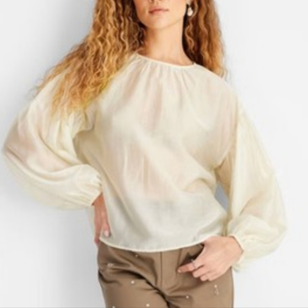 NWT Future Collective Balloon Sleeve Sheer Top In Ivory Size 2X